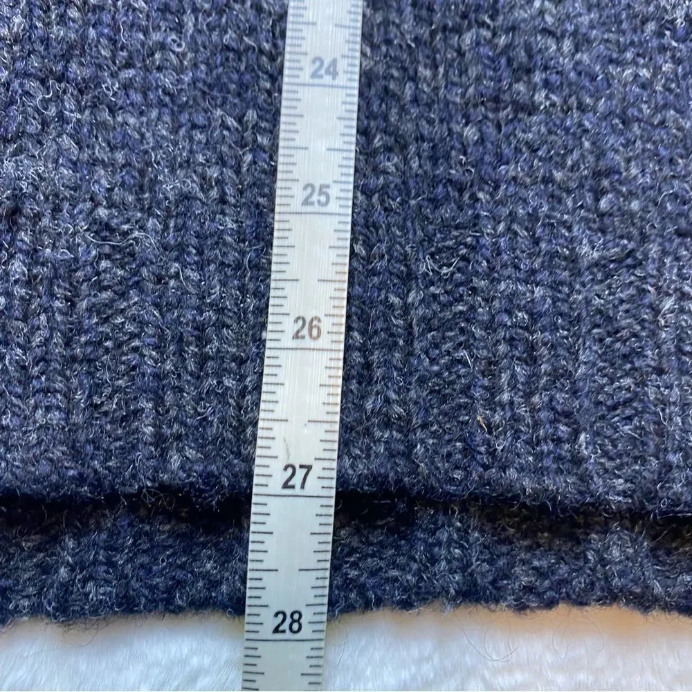 Abercrombie and Fitch 100% Wool Dark Gray V Neck Long Sleeve Sweater Size XL